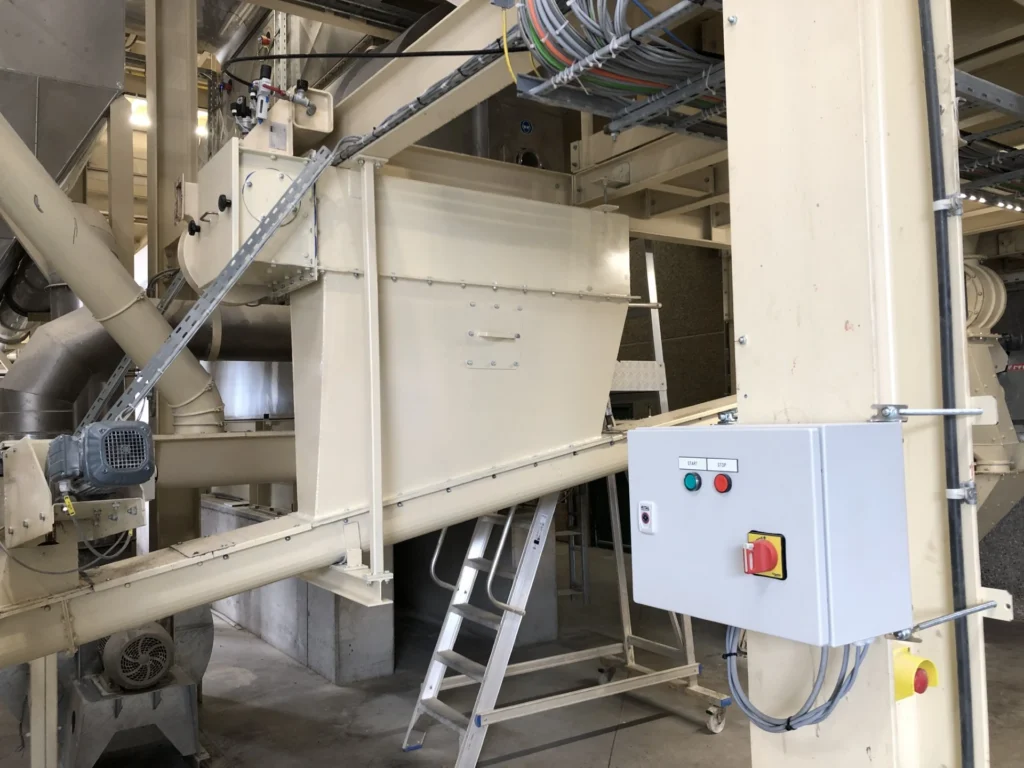 Afzuiginstallatie van transportschroef